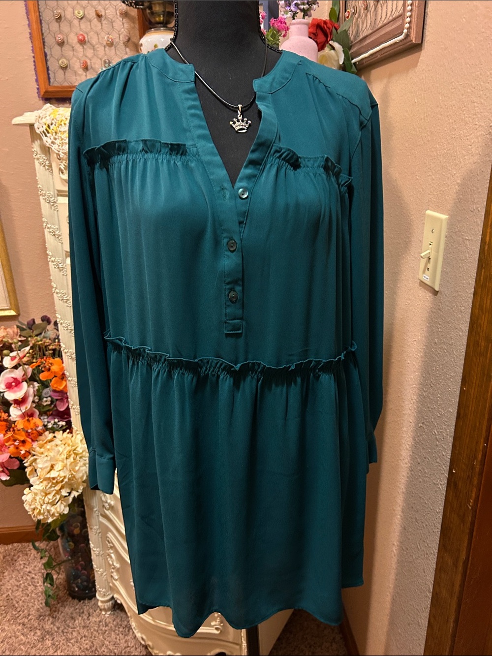 Women's Teal Long-Sleeve Ruffle Trim Dress EXCELLENT CONDITION